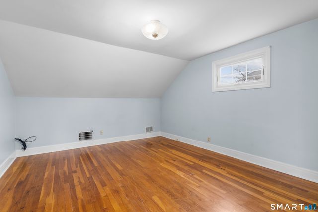 543 East Road, Bristol, CT 06010