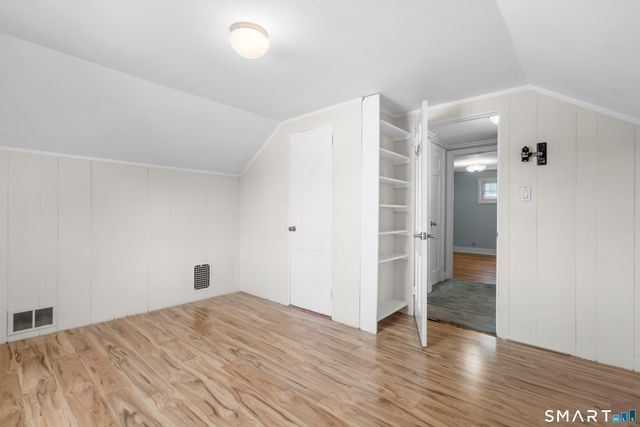 543 East Road, Bristol, CT 06010