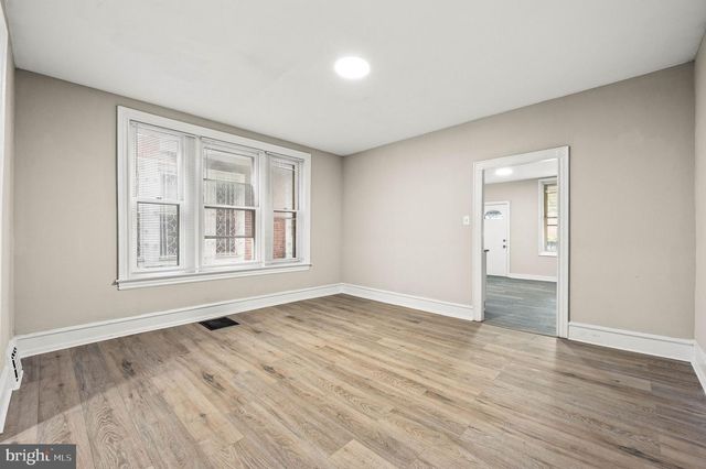 5011 LARCHWOOD AVE, Philadelphia, PA 19143