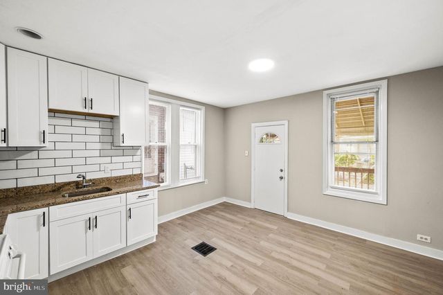 5011 LARCHWOOD AVE, Philadelphia, PA 19143