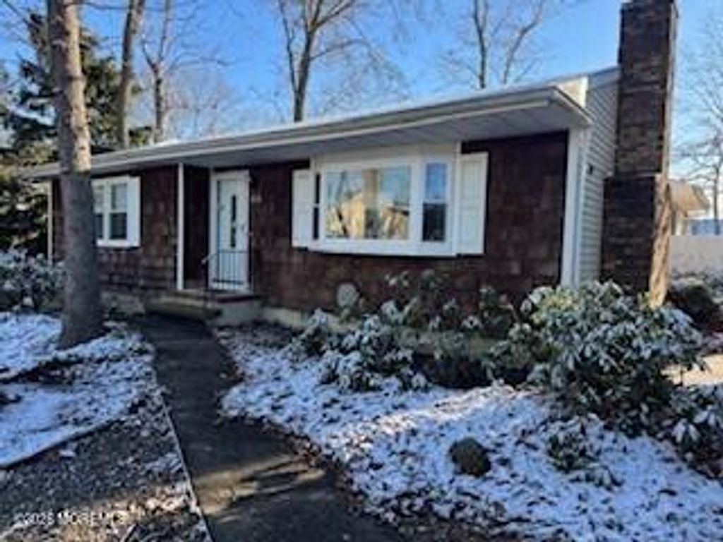 45 Bay Laurel Drive, Brick, NJ 08723