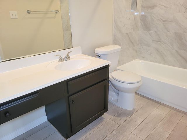 8611 Pool Creek Drive, Houston, TX 77095