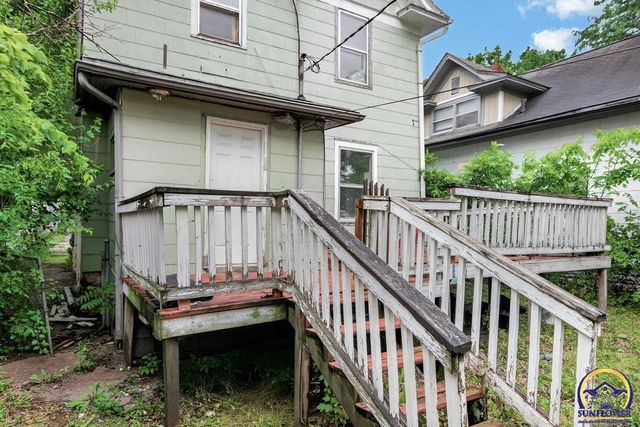 1607 SW Buchanan ST, Topeka, KS 66604