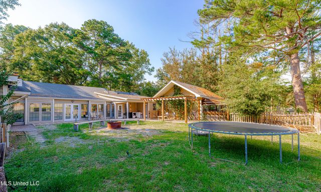 28 Deerfield Drive, Madison, MS 39110