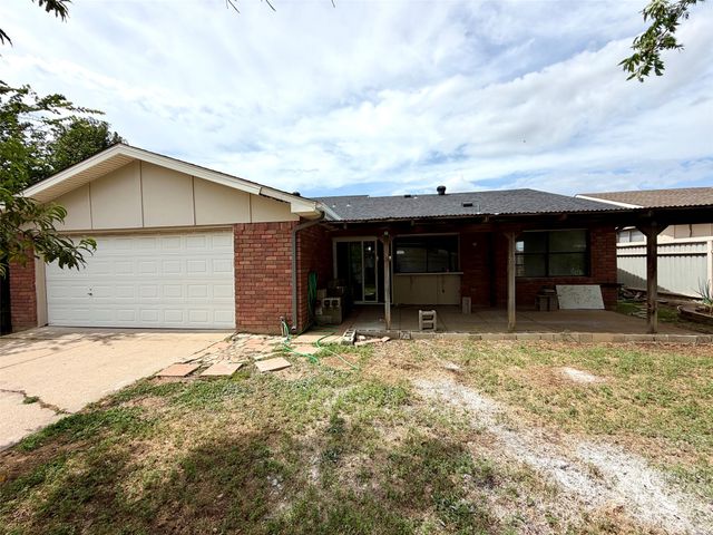 5221 Reed Drive, The Colony, TX 75056