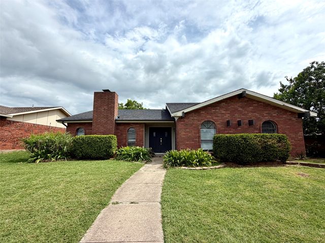 5221 Reed Drive, The Colony, TX 75056