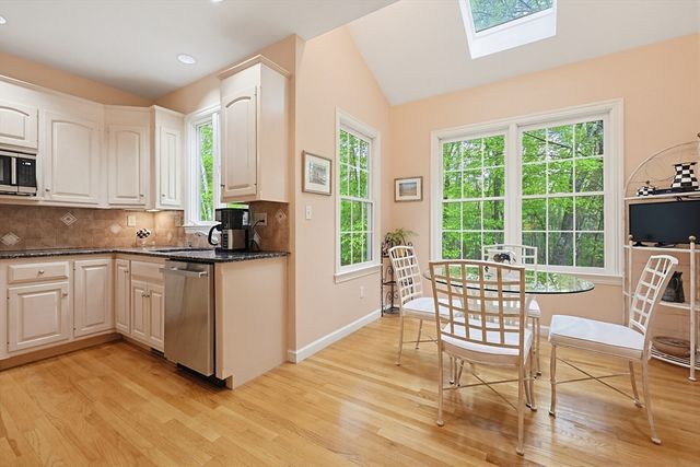 10 Timber Ledge Drive, Holliston, MA 01746