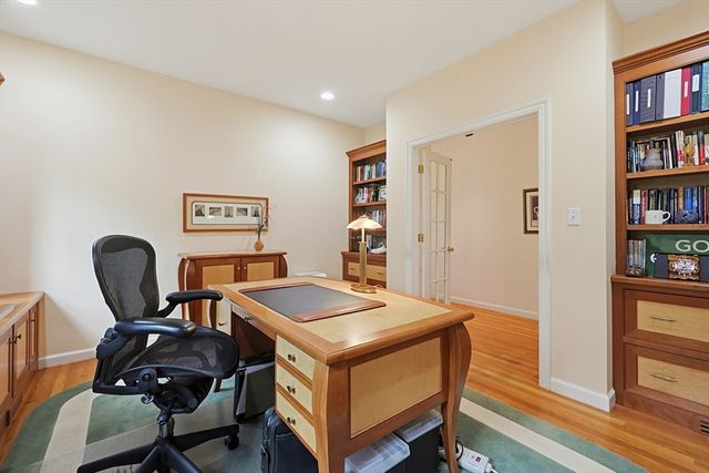 10 Timber Ledge Drive, Holliston, MA 01746