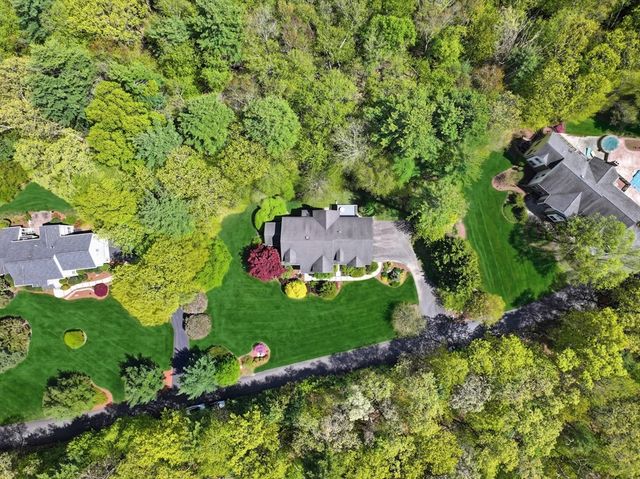 10 Timber Ledge Drive, Holliston, MA 01746