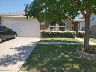 12752 Pricklybranch Drive, Fort Worth, TX 76244