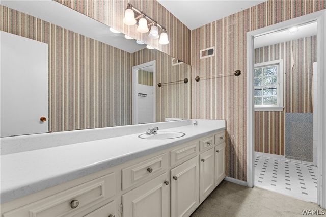 2723 JUNIPER, Tuscaloosa, AL 35404