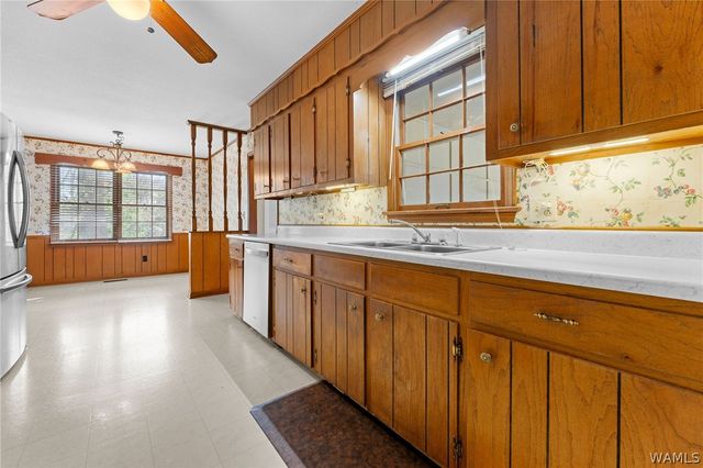 2723 JUNIPER, Tuscaloosa, AL 35404