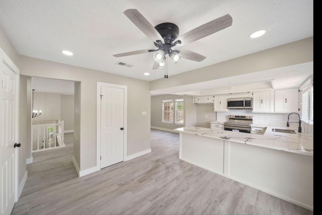 5418 Rock Springs Drive, La Porte, TX 77571