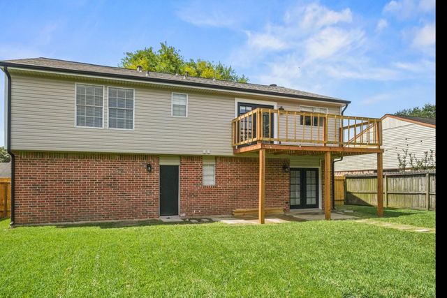 5418 Rock Springs Drive, La Porte, TX 77571