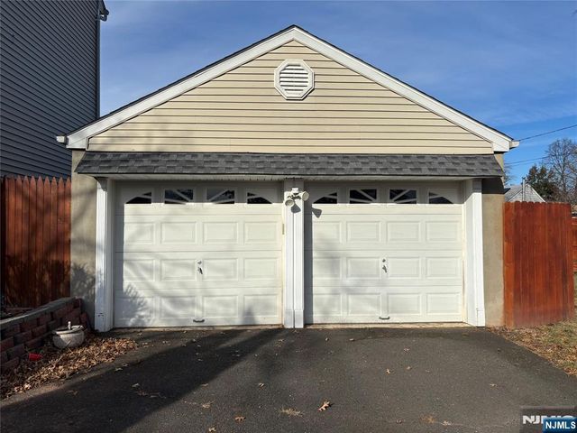 921 Walnut Street, Piscataway, NJ 08854