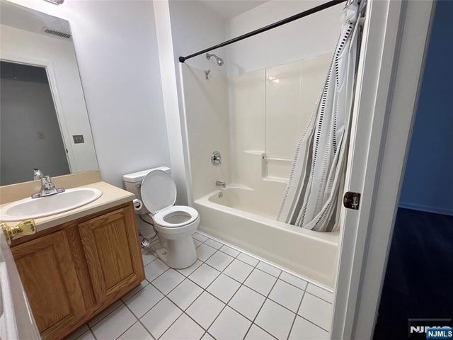 921 Walnut Street, Piscataway, NJ 08854