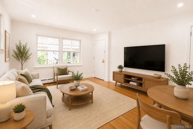 330 E Broadway 211, Long Beach, NY 11561