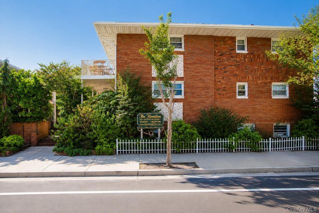 330 E Broadway 211, Long Beach, NY 11561