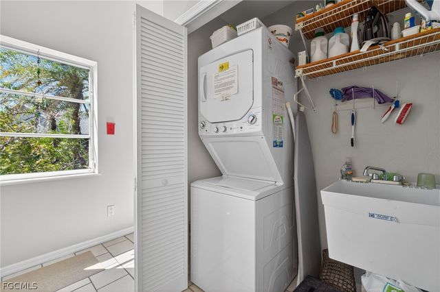 4209 Old Banyan WAY, Sanibel, FL 33957