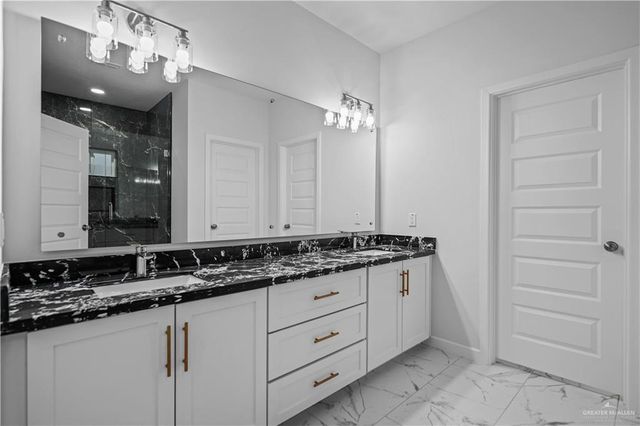 8003 48th Lane, Mcallen, TX 78504