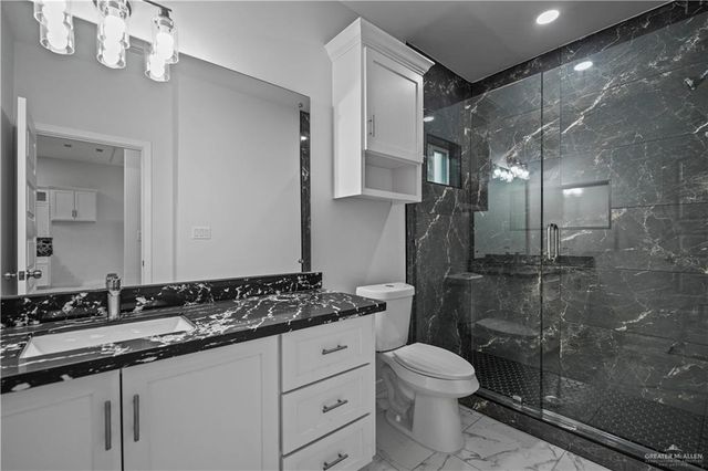 8003 48th Lane, Mcallen, TX 78504