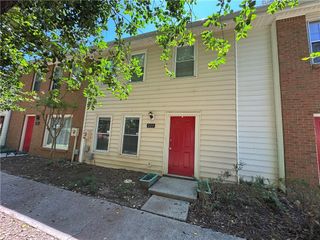 220 Chads Ford Way, Roswell, GA 30076