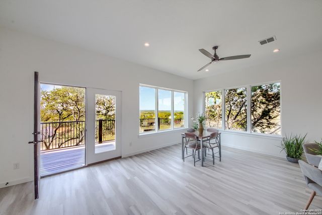 675 HUMMINGBIRD HILL, Canyon Lake, TX 78133