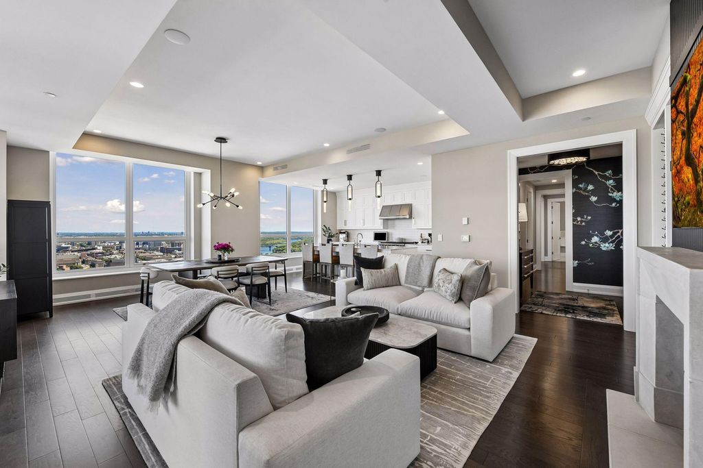 1111 W River Parkway 32C, Minneapolis, MN 55415 — photo 2