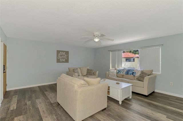 320 BASE AVENUE E 224, Venice, FL 34285