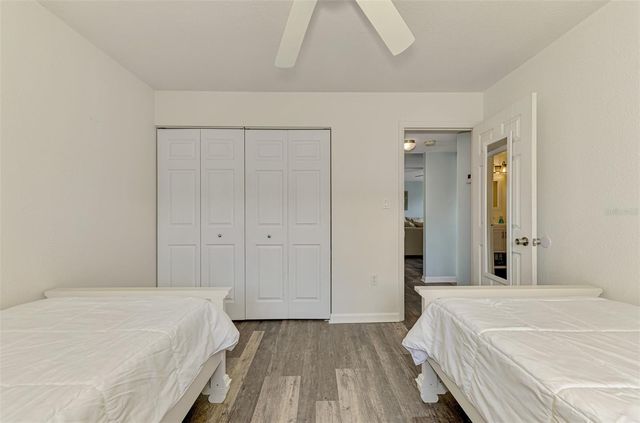 320 BASE AVENUE E 224, Venice, FL 34285