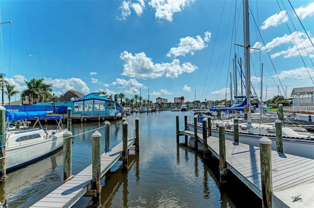 320 BASE AVENUE E 224, Venice, FL 34285