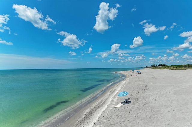 320 BASE AVENUE E 224, Venice, FL 34285
