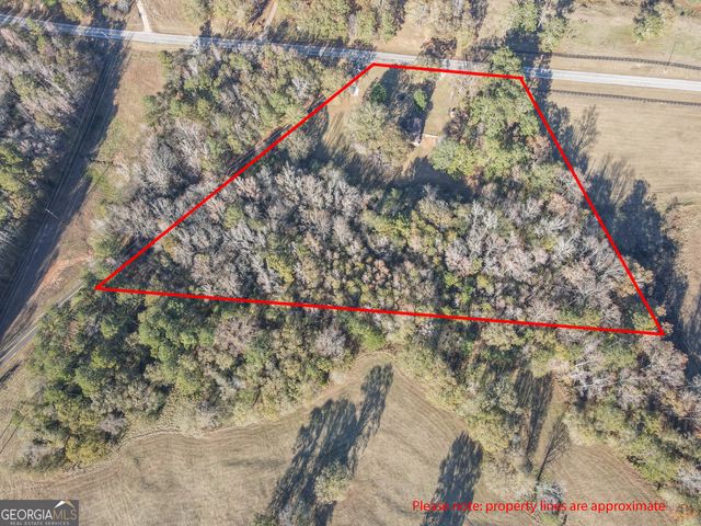 980 Grandma Branch Road, Grantville, GA 30220