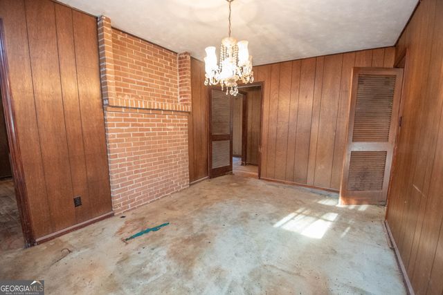 980 Grandma Branch Road, Grantville, GA 30220