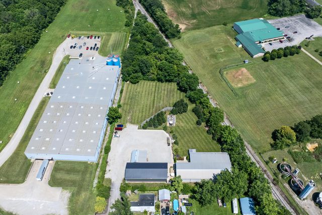 8 E 3rd Avenue, Mount Sterling, OH 43143