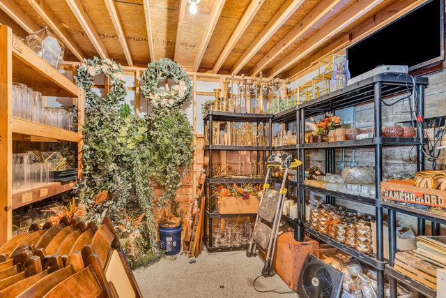 8 E 3rd Avenue, Mount Sterling, OH 43143