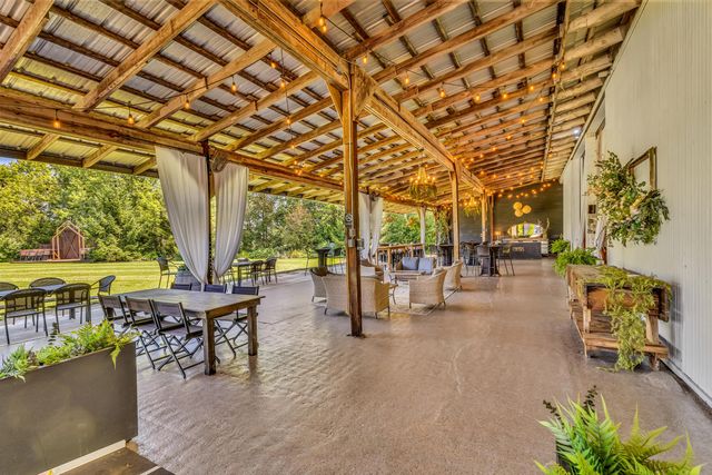 8 E 3rd Avenue, Mount Sterling, OH 43143