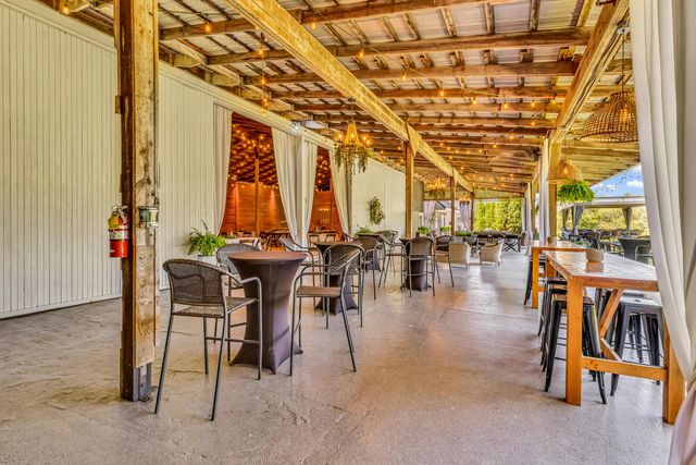 8 E 3rd Avenue, Mount Sterling, OH 43143