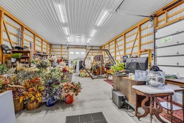 8 E 3rd Avenue, Mount Sterling, OH 43143