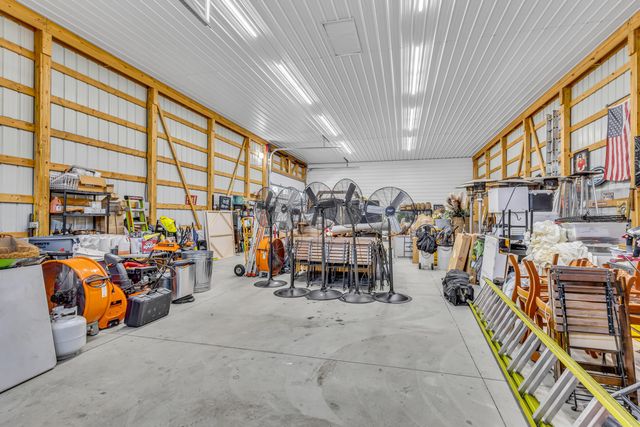 8 E 3rd Avenue, Mount Sterling, OH 43143