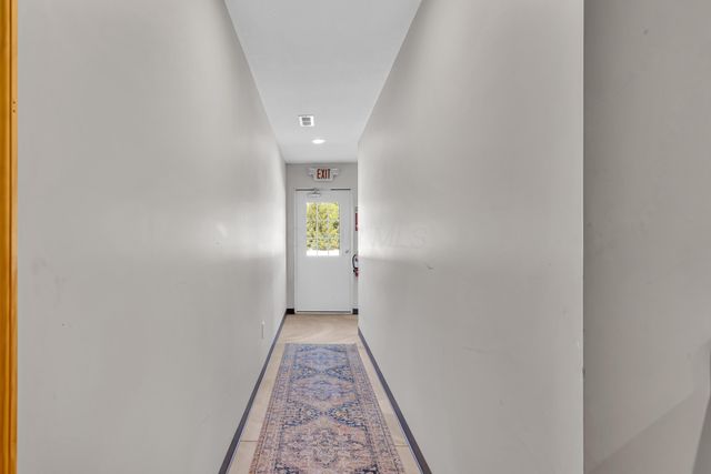 8 E 3rd Avenue, Mount Sterling, OH 43143