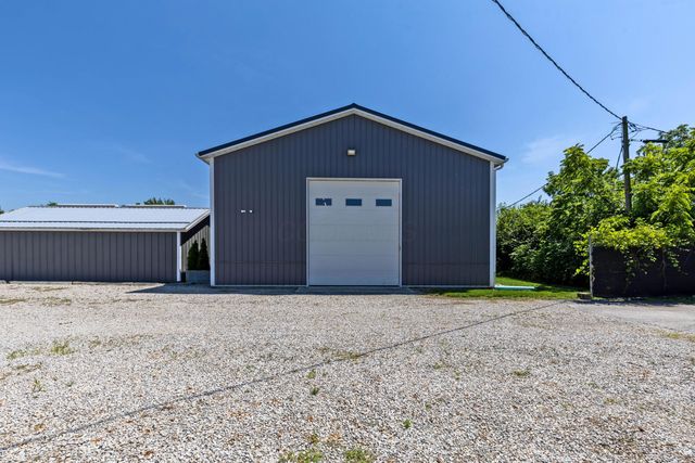 8 E 3rd Avenue, Mount Sterling, OH 43143