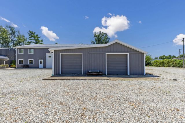 8 E 3rd Avenue, Mount Sterling, OH 43143