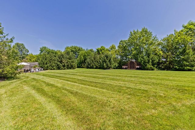 8 E 3rd Avenue, Mount Sterling, OH 43143