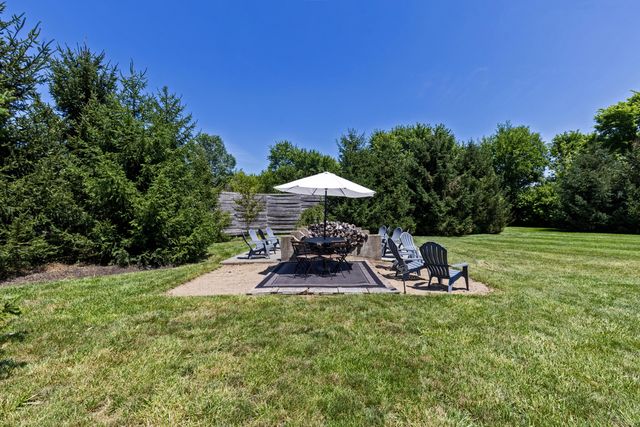 8 E 3rd Avenue, Mount Sterling, OH 43143