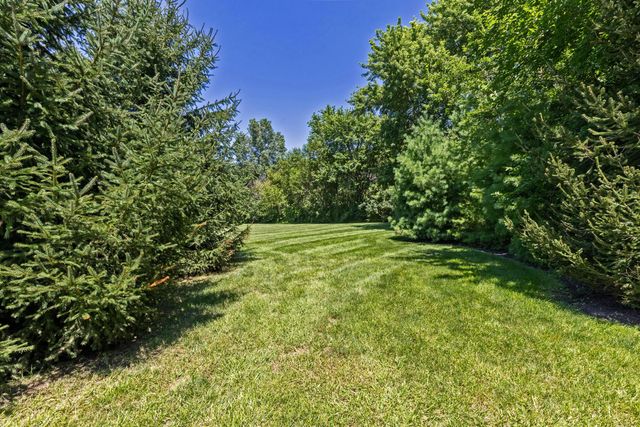 8 E 3rd Avenue, Mount Sterling, OH 43143