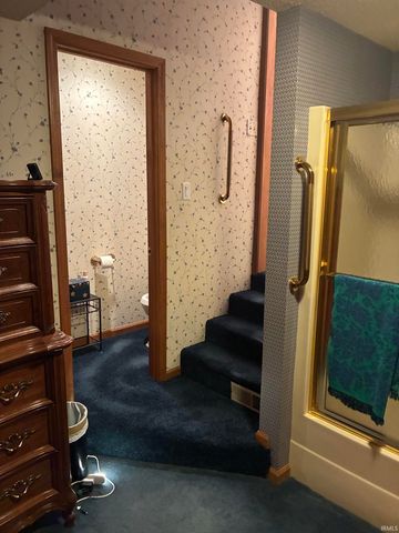 106 W 4th Street, Bicknell, IN 47512