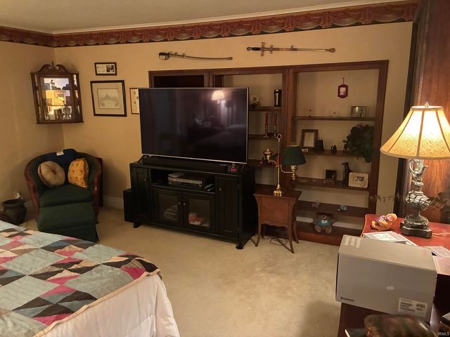 106 W 4th Street, Bicknell, IN 47512