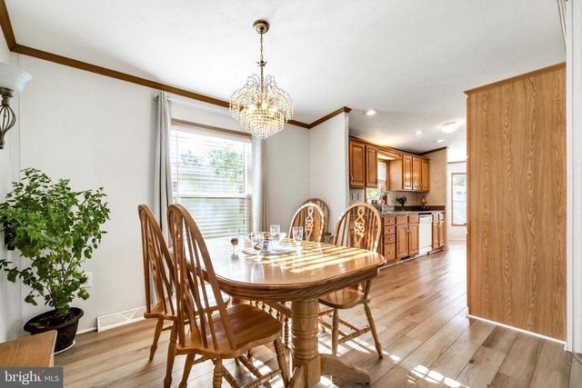 109 HICKORY DR, Hatfield, PA 19440