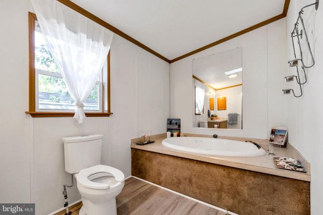 109 HICKORY DR, Hatfield, PA 19440